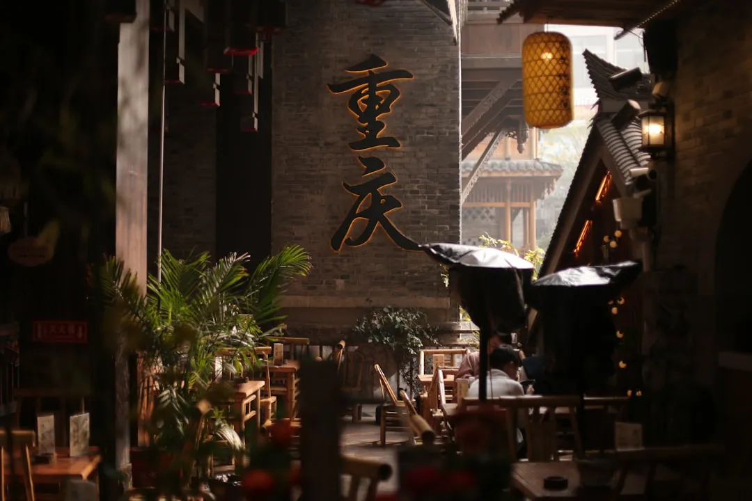 青岛嘉暖家家政服务解读：家庭护理与保洁服务标准化的关键环节
