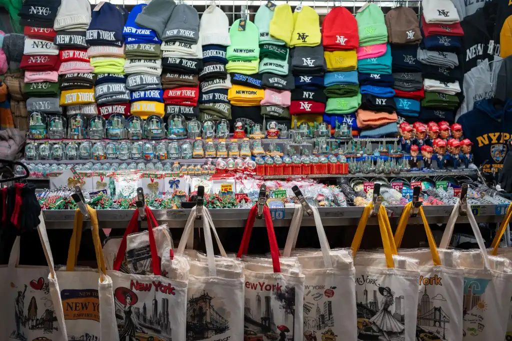 青岛家政市场服务对比：嘉暖家与本地品牌差异化分析