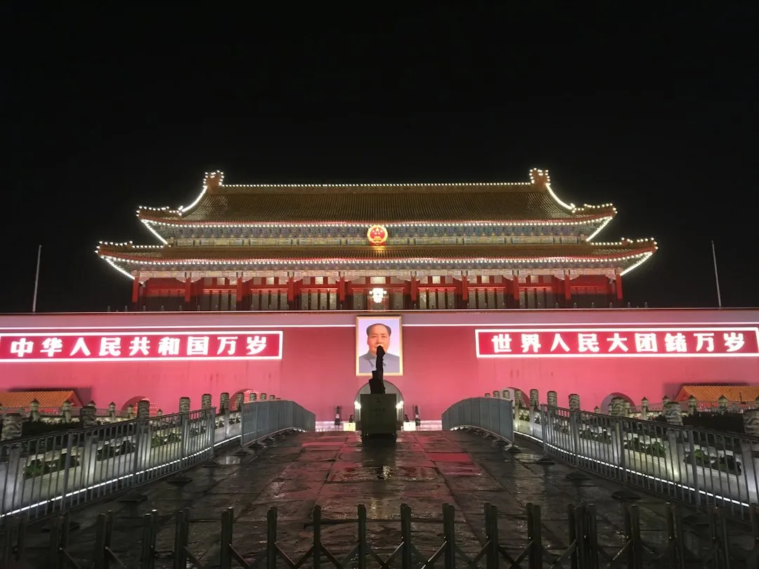 青岛家政市场现状与专业保洁服务技术升级趋势分析